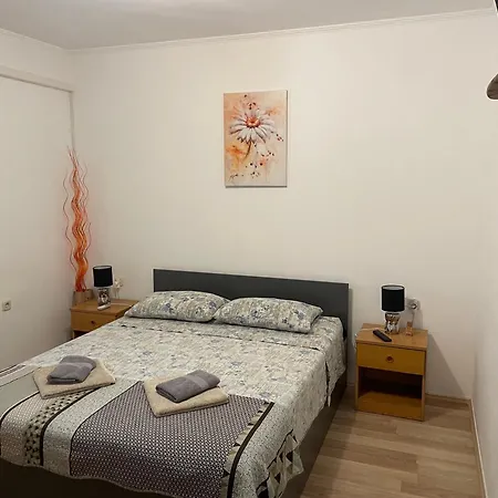 アパルトマニ ルイザ