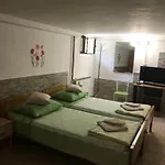 Luiza 아파트